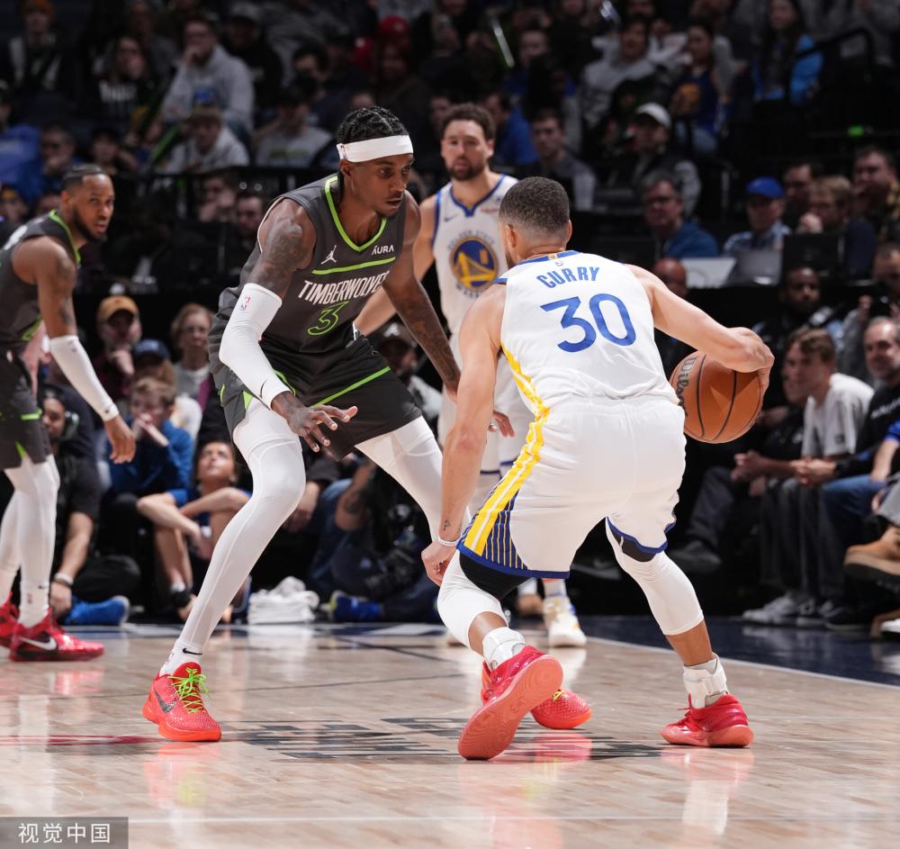 球队协作完 球队协作完